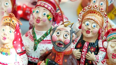 Đồ chơi đất sét Khludnev tại triển lãm cùng tên năm 2020. Ảnh: CULTURE.RU