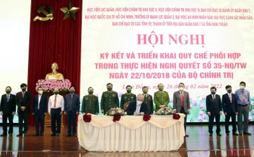 Các đơn vị ký kết triển khai quy chế phối hợp trong thực hiện Nghị Quyết 35.
