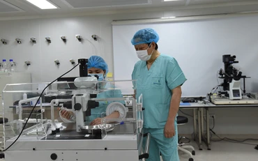Vô sinh, hiếm muộn vì khối u xơ không ngờ tới