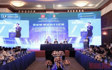 Quang cảnh phiên toàn thể Diễn đàn phát triển bền vững đô thị Việt Nam, ngày 17/6. 
