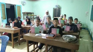 Một giờ học ngôn ngữ dân tộc ở Trà Vinh.