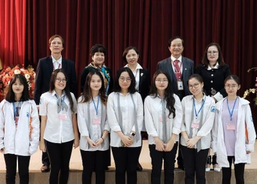 Các học sinh giỏi trong đội tuyển Ngữ văn