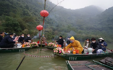 Quang cảnh lễ rước nước trong lễ hội Chùa Bái Đính năm 2022.