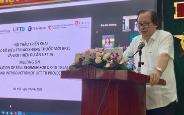 PGS, TS Nguyễn Viết Nhung, Giám đốc BV Phổi Trung ương, Chủ nhiệm Chương trình Chống lao Quốc gia.