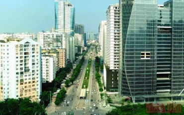 Tuyến đường Lê Văn Lương-Tố Hữu.