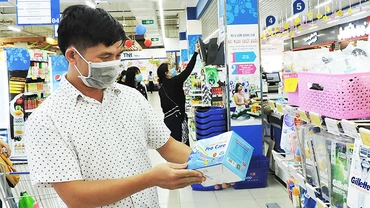 Chỉ nên mua các loại khẩu trang, thiết bị bảo hộ y tế tại siêu thị, các nhà thuốc uy tín.
