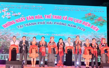 Khai mạc “Những ngày văn hóa, thể thao và du lịch tỉnh Điện Biên tại thành phố Hải Phòng”.