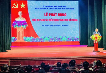 Quang cảnh lễ phát động sáng tác biểu tượng thành phố Hải Phòng chiều 23/3.