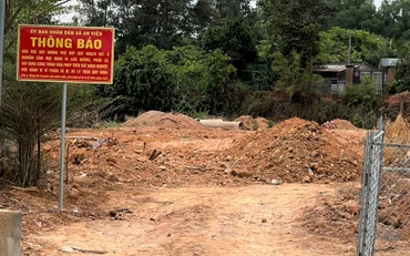 UBND xã An Viễn dựng bảng cấm phân lô bán nền, xây dựng trên đất nông nghiệp.