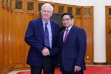 Thủ tướng Chính phủ Phạm Minh Chính tiếp ông Thomas Vallely, Giám đốc Chương trình Việt Nam tại Đại học Harvard (Ảnh: VGP/Nhật Bắc)
