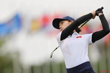 Đoàn Xuân Khuê Minh là một trong bốn golfer Việt Nam có điểm âm. (Ảnh: BTC) 