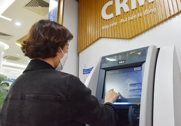 Gia tăng trải nghiệm của các khách hàng khi sử dụng dịch vụ ngân hàng. (Ảnh: Trần Hải)