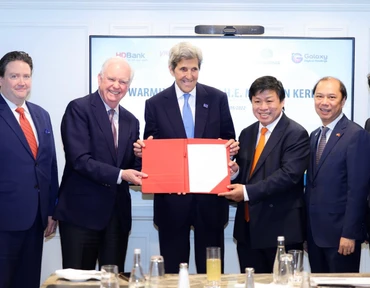  Cuộc họp giữa đoàn công tác Sovico và Ngài John Kerry.