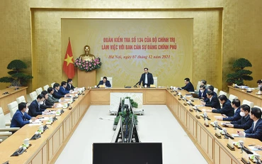 Toàn cảnh buổi làm việc.