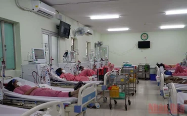 Người bệnh đang điều trị tại khoa Thận nhân tạo Bệnh viện Chợ Rẫy. (Ảnh: Bệnh viện cung cấp)