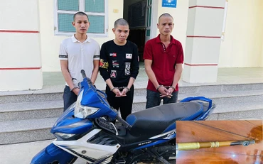 Ba đối tượng bị công an bắt giữ cùng tang vật vụ án.