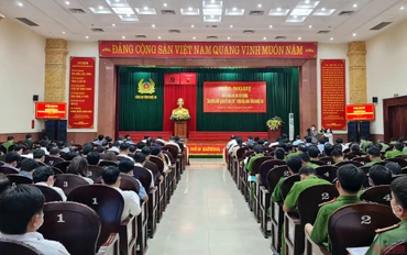 Toàn cảnh Hội nghị.