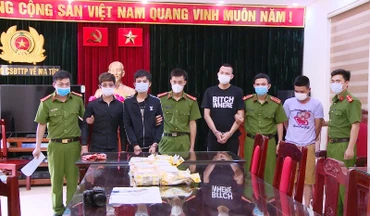 Công an hiện tạm  giữ hình sự bốn đối tượng, tiếp tục điều tra mở rộng vụ án.