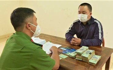 Đối tượng Phạm Vũ Quang Trường tại cơ quan công an.