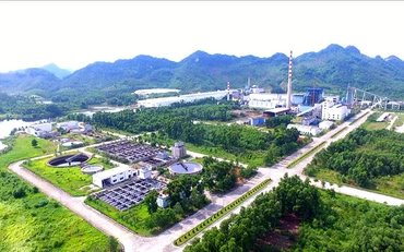 Vóc dáng công nghiệp bên dòng sông Lô lịch sử.