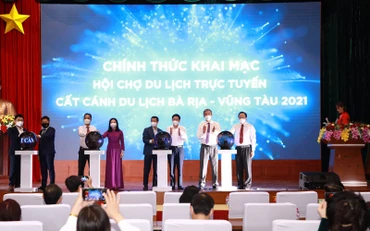 Lễ khai mạc Hội chợ.