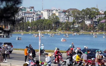 Trung tâm phố núi Đà Lạt ngày mùng 3 Tết.