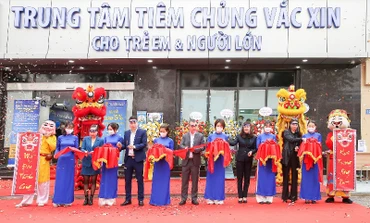 Khai trương Trung tâm tiêm chủng VNVC Hoàng Mai.