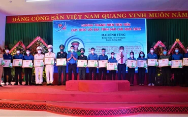 Đắk Lắk tuyên dương 45 thanh niên tiên tiến làm theo lời Bác