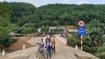 Cầu Quý Quân là một trong 56 cây cầu thuộc dự án LRAMP đã được đưa vào sử dụng tại Hà Giang.