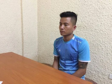 Đối tượng trộm tiệm vàng tại cơ quan điều tra. 