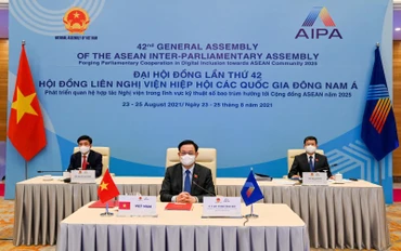 Chủ tịch Quốc hội Vương Đình Huệ tại phiên bế mạc.