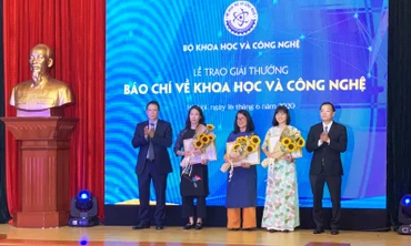 Lễ trao Giải thưởng Báo chí về khoa học và công nghệ năm 2019.