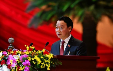 Phát huy vai trò, sức mạnh của hệ thống chính trị và toàn xã hội thực hiện mục tiêu giảm nghèo bền vững ở tỉnh miền núi, vùng đồng bào dân tộc thiểu số