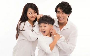 Các diễn viên trong phim"Chú ơi đừng lấy mẹ con". (Ảnh:Hãng phim)