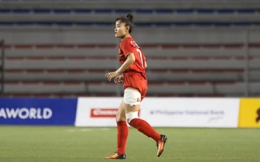 Trung vệ Chương Thị Kiều bị chấn thương ở đùi trong trận chung kết SEA Games 30 với tuyển nữ Thái Lan.