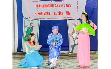 Buổi tập luyện của CLB Chèo Kiều xã Xuân Liên.