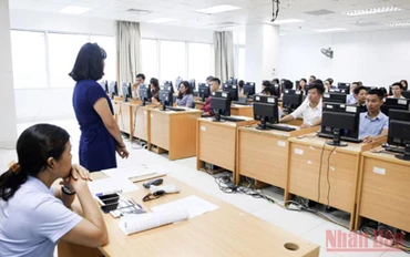 Một kỳ thi tuyển dụng của thành phố Hà Nội trong năm 2020.