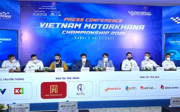 Quang cảnh buổi họp báo.