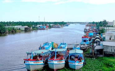Tàu khai thác hải sản ở Kiên Giang (Ảnh minh họa: Quốc Trinh).