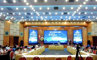 Ngày hội STEM là hoạt động hằng năm, nhằm phổ biến và nâng cao nhận thức xã hội về giáo dục STEM.