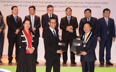 Standard Chartered cam kết tài trợ 6 tỷ USD cho các dự án xanh của T&T Group.