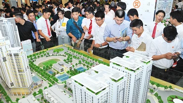 Thị trường bất động sản luôn được nhà đầu tư quan tâm. Ảnh: HẢI NAM