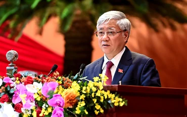 Phát triển kinh tế, xã hội, bảo đảm quốc phòng, an ninh ở vùng đồng bào dân tộc thiểu số và miền núi
