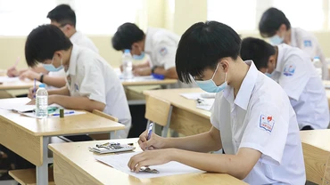 Học phí tăng, người học phải được hưởng môi trường học tập tốt.