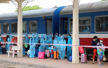 Thừa Thiên Huế tổ chức đón bà con về từ TP Hồ Chí Minh bằng chuyến tàu hỏa. (Ảnh minh họa).