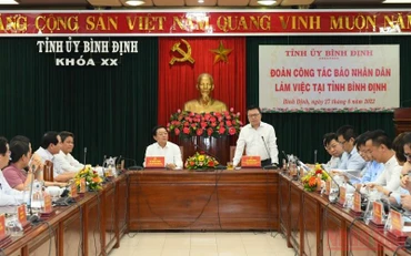 Quang cảnh buổi làm việc. (Ảnh: Thành Đạt)