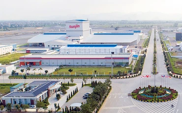 Khu công nghiệp Đồng Văn IV - Viglacera (huyện Kim Bảng, Hà Nam) được đầu tư với tổng diện tích 600 ha. Ảnh: NAM HÀ