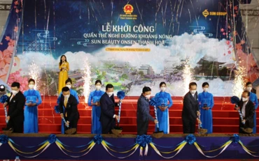 Các đại biểu động thổ, khởi công dự án.