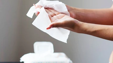 Nhựa được phát hiện trong các sản phẩm giấy ướt. Ảnh: GETTY