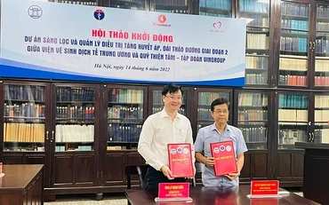 Ký kết hợp tác dự án (Ảnh: Sức khỏe và đời sống)